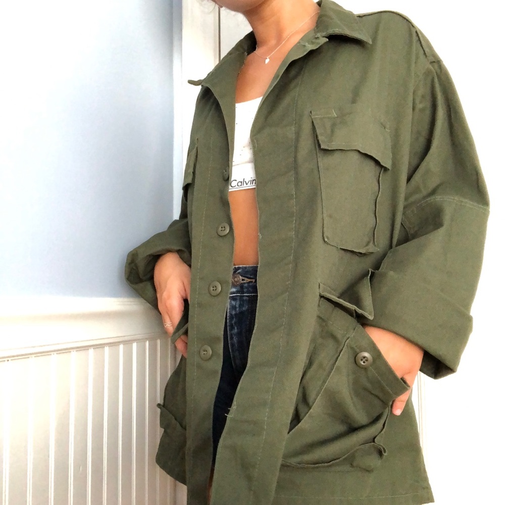 *VINTAGE!* Green Army Jacket